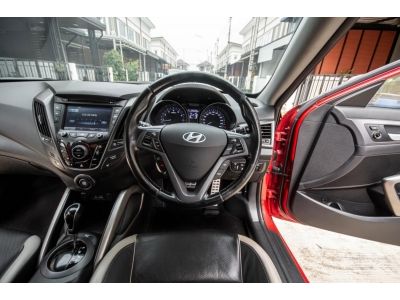 Hyundai Veloster 1.6 Sport 2016 A/T สีแดง (3 ประตู) รูปที่ 10